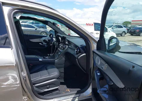 2019 Mercedes-Benz Glc 300 из США, поврежденный, VIN WDC0G4JB7KV184212